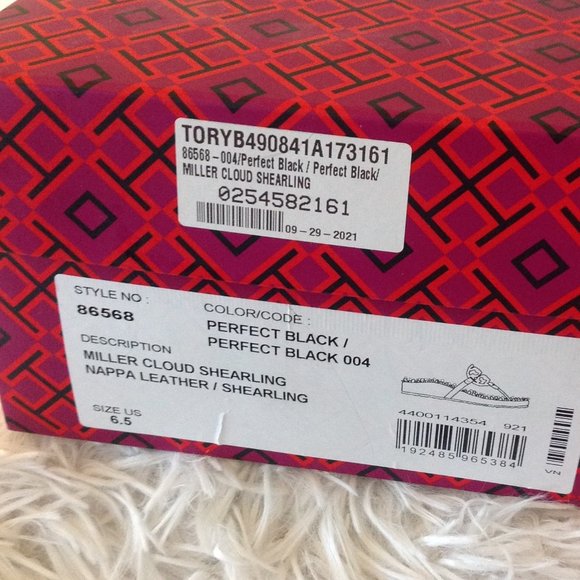 Tory Burch Miller Cloud Shearling Sandals - Picture 14 of 14